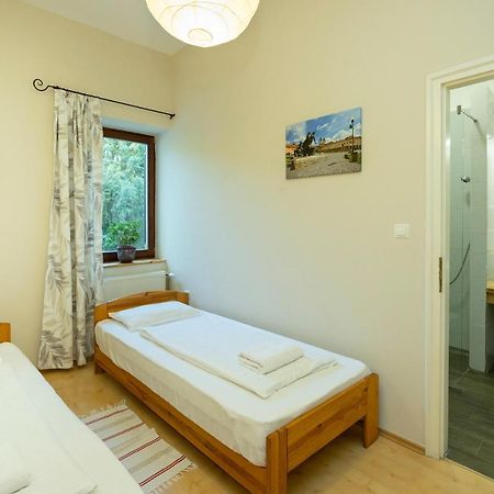Nemes Apartman Eger Exteriör bild