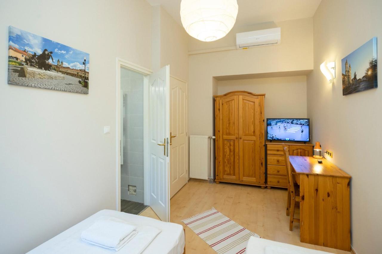 Nemes Apartman Eger Exteriör bild
