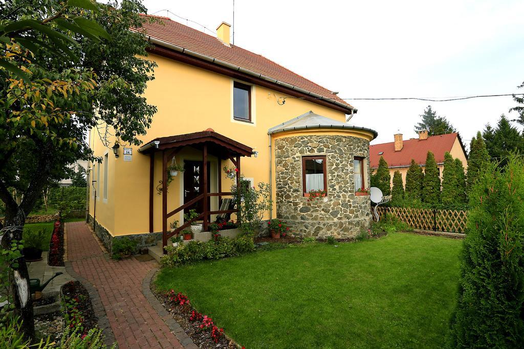 Nemes Apartman Eger Exteriör bild
