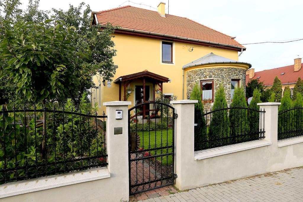 Nemes Apartman Eger Exteriör bild